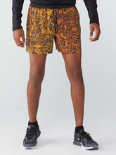 Load image into Gallery viewer, Janji Men&#39;s 5&quot; AFO Middle Short

