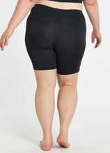 Load image into Gallery viewer, Oiselle Long Power Pocket Short
