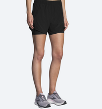 Load image into Gallery viewer, Brooks Women&#39;s Chaser 5&quot; 2-in-1 Short
